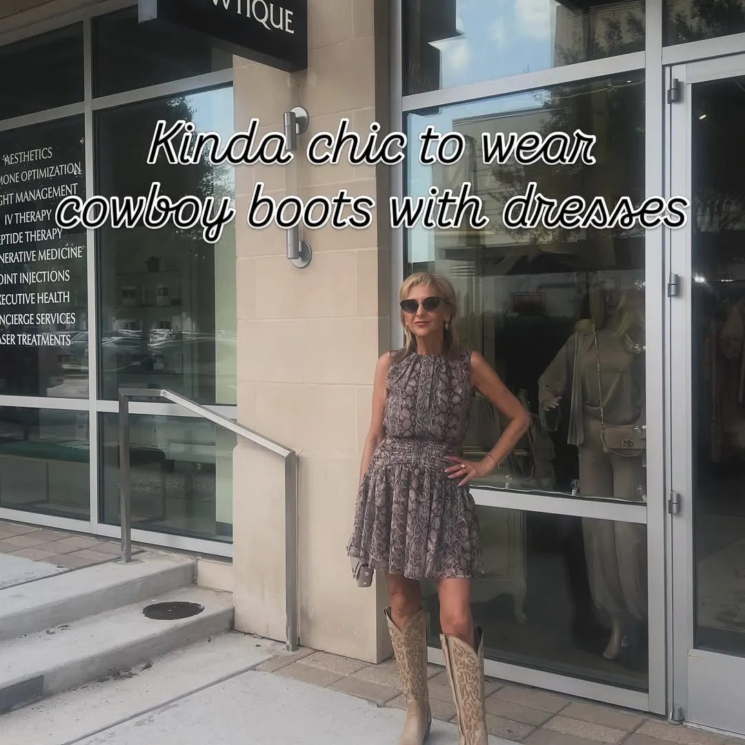 Kinda chic to shop at Bowtique 🎀