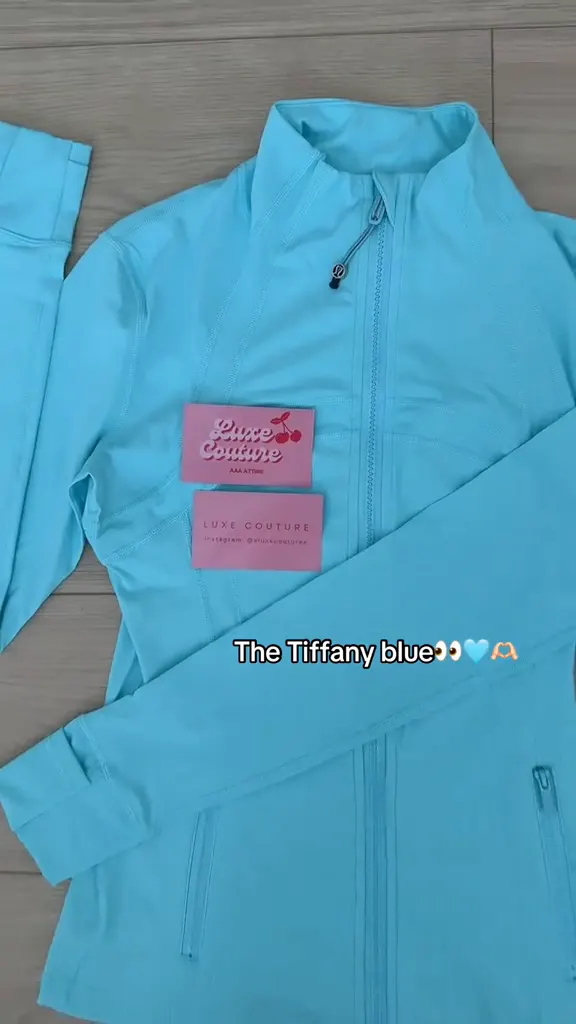 How unreal is this shade of blue!🩵🙈 #boutique #foryoupage #fyp #lululemonaddict #viral