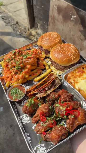 £30 😍 #munchbox #ilford #gantshill #unlimitedtoppings #customiseyourbox