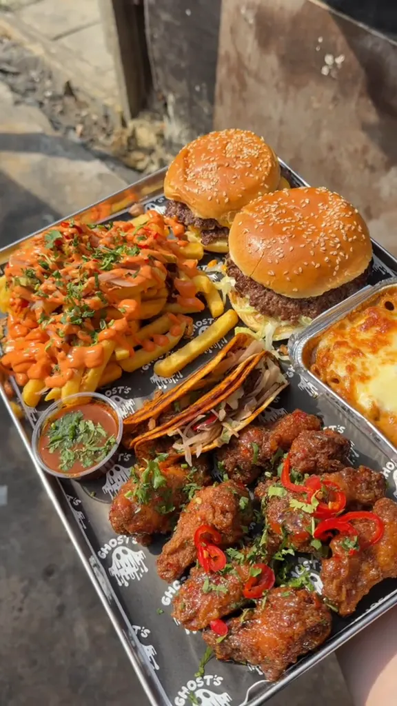 £30 😍 #munchbox #ilford #gantshill #unlimitedtoppings #customiseyourbox
