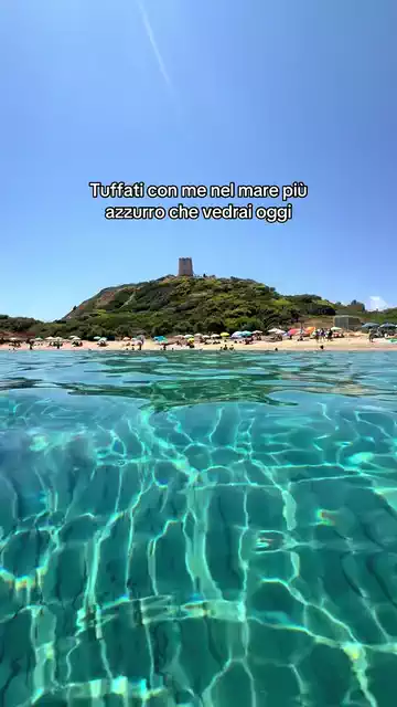 I colori della Sardegna sono letteralmente incredibili ✨ #sardegna #sardinia #italia #italy #sardinianbeaches
