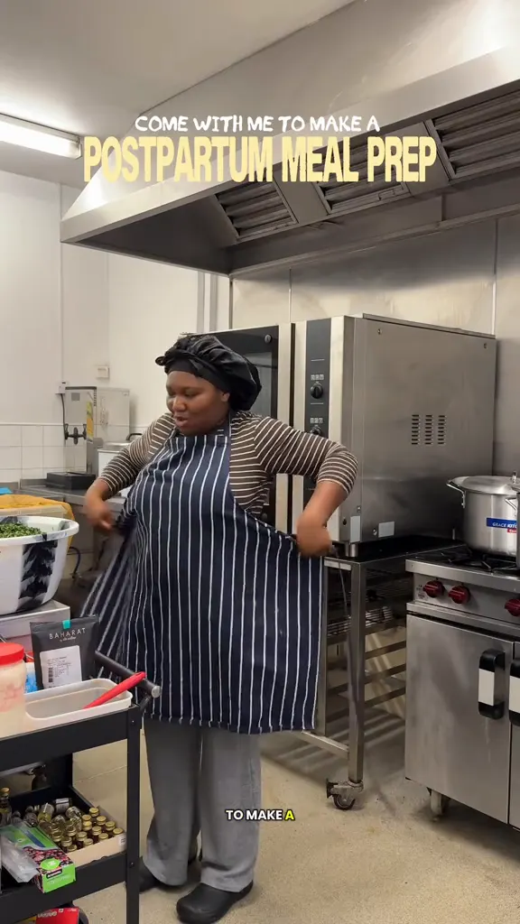 Let’s make a postpartum meal prep order for a new mum 🌸🫶🏾 Please send us an email to order or place your order via the website (www.minacuisine.com) LINK IN BIO We deliver all over the UK 🥰 . #postpartummealprep #mealpreporders #mealprepping #cateringfood #caterer