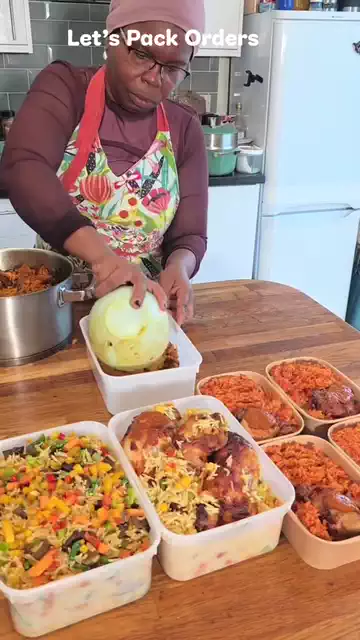 Because we love our customers, we cook with love! At Clever Kitchen, we bring you great-tasting, authentic Nigerian meals that take you straight back to Mama’s kitchen. From our delicious Eforiro (Efo Riro) to our rich and flavourful Banga Soup, every meal is freshly prepared…
